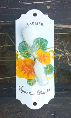 Sablier deco vintage fleurs capucines émaillé, accessoire déco cuisine